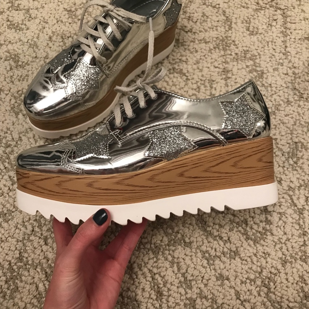 Platform Sneakers w/ Stars